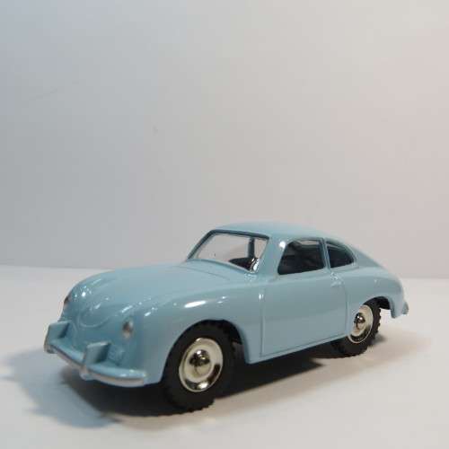De Agostini Dinky Toys #182 Porsche 356 A coupe with windows in box