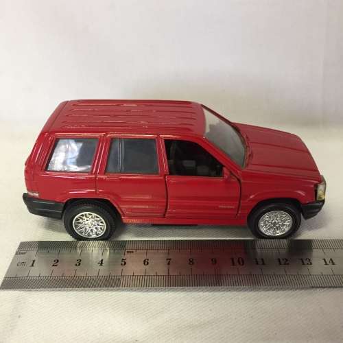 NewRay Jeep Grand Cherokee model car