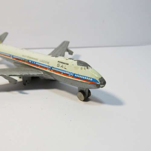 Playart Boeing 747 SAL "Suid-Afrikaanse Lugdiens" die-cast plane - Missing wheel