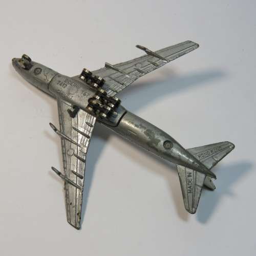 Playart Boeing 747 SAL "Suid-Afrikaanse Lugdiens" die-cast plane - Missing wheel