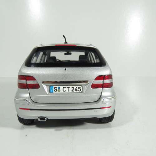 Kyosho Mercedes-Benz B-Class model car - Scale 1/18