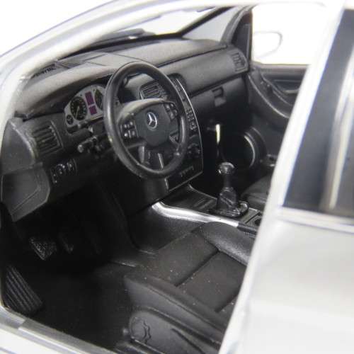 Kyosho Mercedes-Benz B-Class model car - Scale 1/18