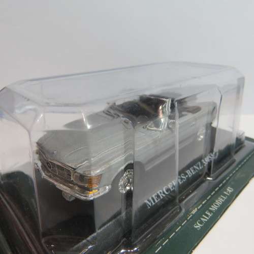 Delprado Mercedes-Benz 350 SL model car - Scale 1/43