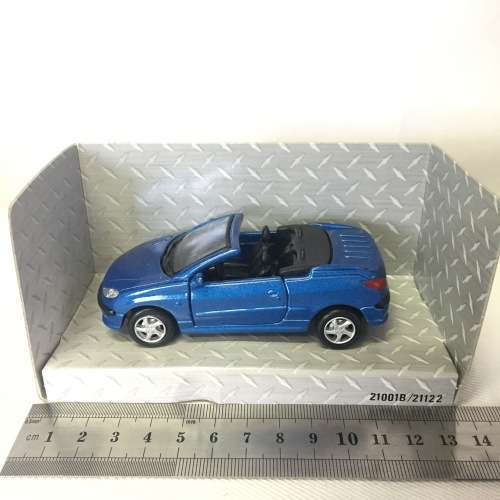 Maisto Peugeot 206CC model car - scale 1/38