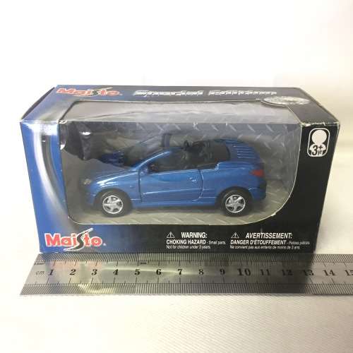Maisto Peugeot 206CC model car - scale 1/38