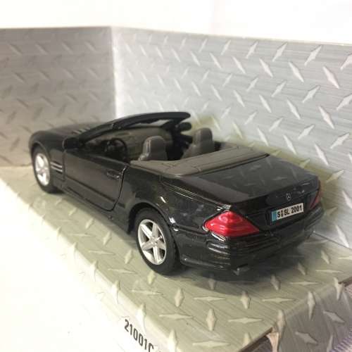 Maisto Mercedes-Benz SL-class model car - scale 1/38