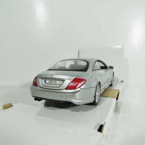 Maisto Mercedes-Benz CL 63 AMG model car with box - Scale 1/24