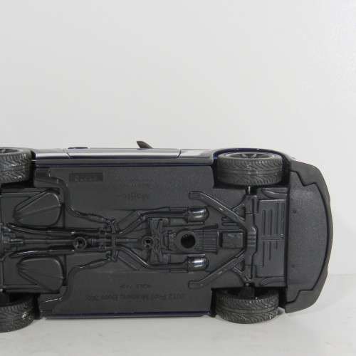 Maisto 2012 Ford Mustang Boss 302 model car in box - Scale 1/24