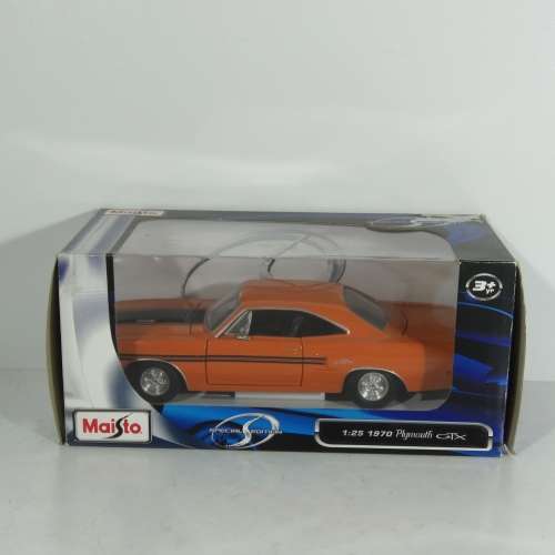 Maisto 1970 Plymouth GTX model car in box - Scale