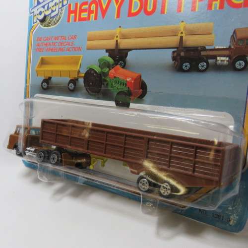Vintage Yatming Road Tough #1389 truck and gondola trailer in pack