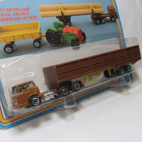 Vintage Yatming Road Tough #1389 truck and gondola trailer in pack
