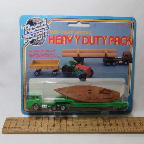 Vintage Yatming Road tough #1387 truck and boat on trailer in pack