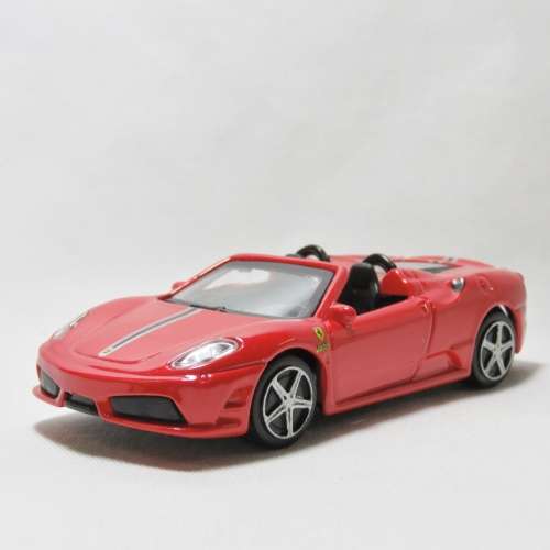 Bburago Ferrari Scuderia Spider 16M model car - Scale 1/43