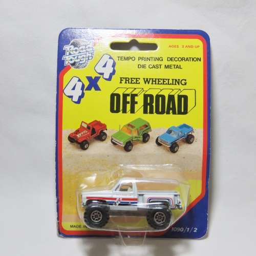 Vintage Road Tough 4x4 off-Roader pick-up truck die cast in pack