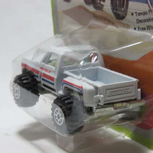 Vintage Road Tough 4x4 pick-up truck die cast in pack