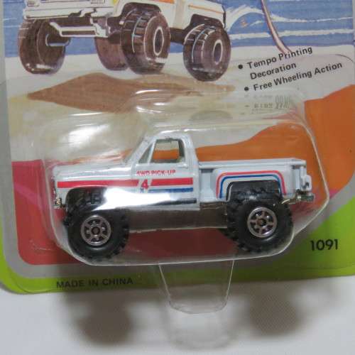 Vintage Road Tough 4x4 pick-up truck die cast in pack