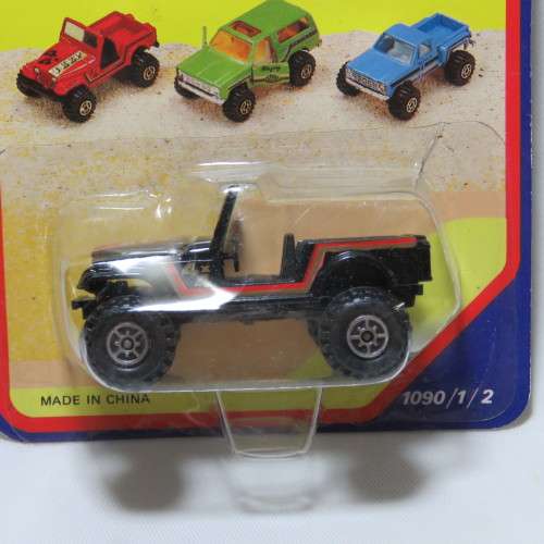 Vintage Road Tough 4x4 Off-Road Jeep die cast toy car in pack
