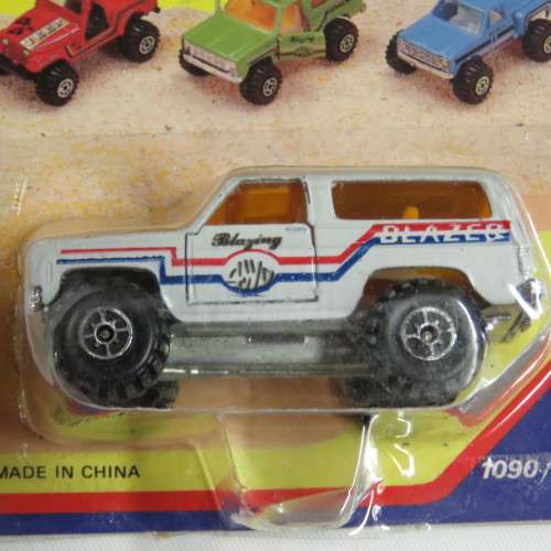 Vintage Road Tough 4x4 off road blazer die cast toy car in pack