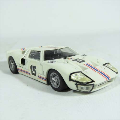Bang Ford GT40 model race car - #15 - Scale 1/43