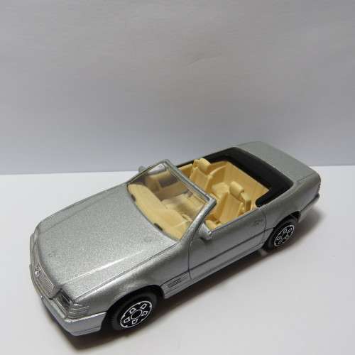 Bburago Mercedes-Benz 300 SL convertible die-cast model car - Scale 1/43