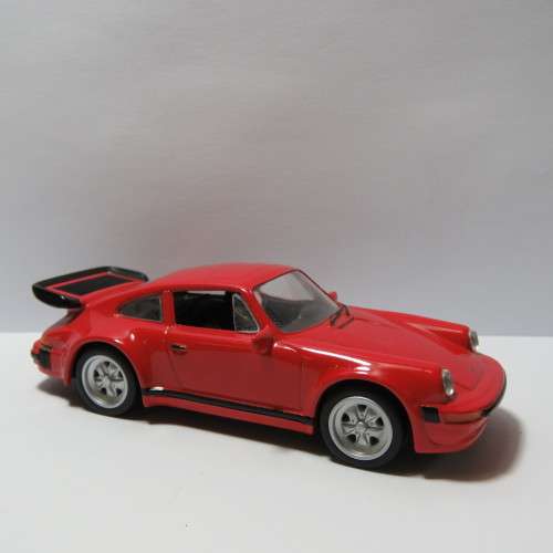 DelPrado 1974 Porsche 930 Turbo die-cast model car - Scale 1/43