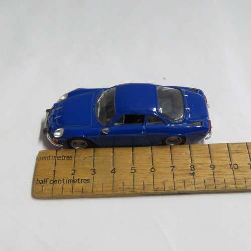 DelPrado 1976 Renault Alpine die-cast model car - Scale 1/43