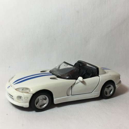 Maisto Dodge Viper RT/10 model car - Scale 1/39