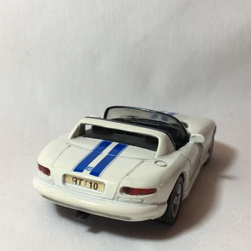 Maisto Dodge Viper RT/10 model car - Scale 1/39