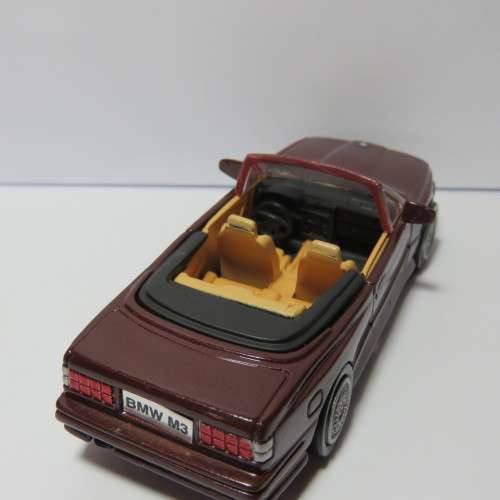 NewRay 1988 BMW M3 model car - Scale 1/43