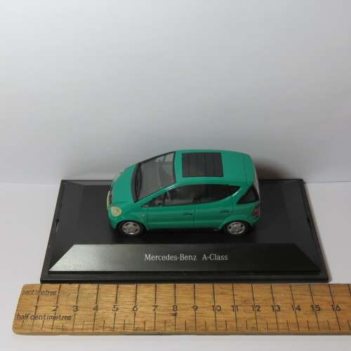 Herpa Mercedes-Benz A-Class model car - No mirrors - Scale 1/43