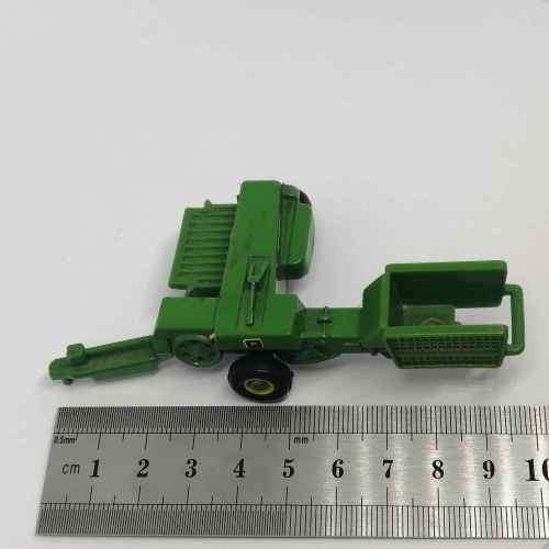 ERTL John Deere 348 square baler