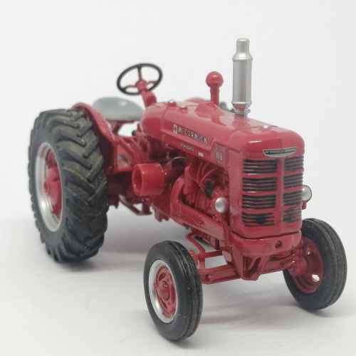1947 McCormick W6 die-cast tractor model - Universal Hobbies - scale 1/43
