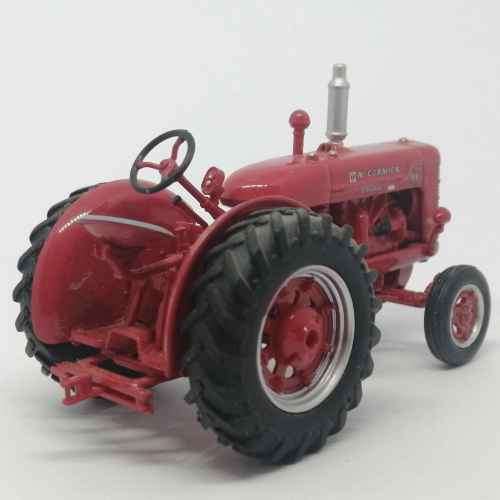 1947 McCormick W6 die-cast tractor model - Universal Hobbies - scale 1/43