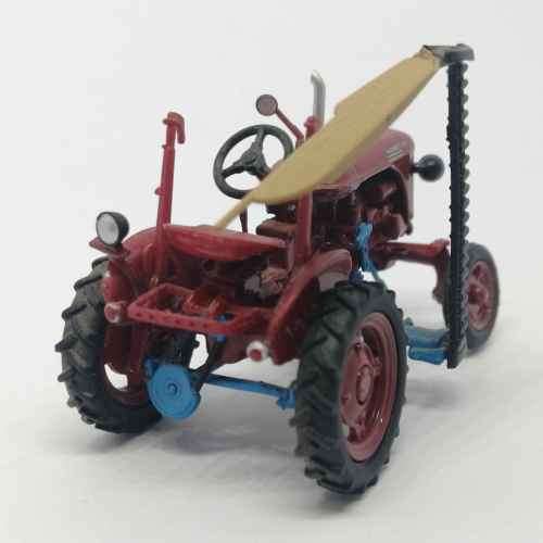1955 Valmet 20 die-cast model tractor - Universal Hobbies - scale 1/43