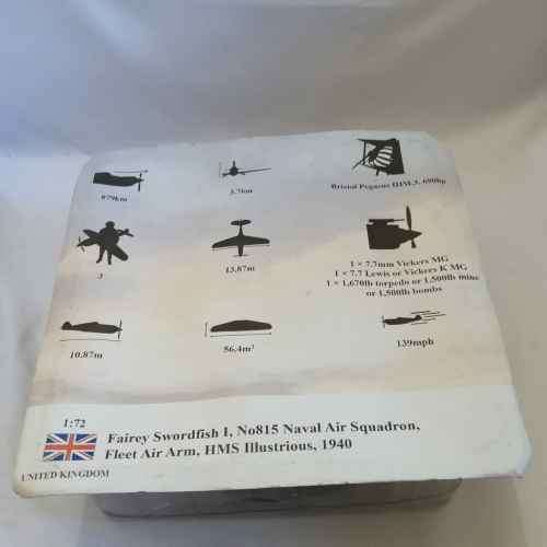 Amercom UK 1940 Fairey Swordfish I die-cast model plane - scale 1/72 - with magazine
