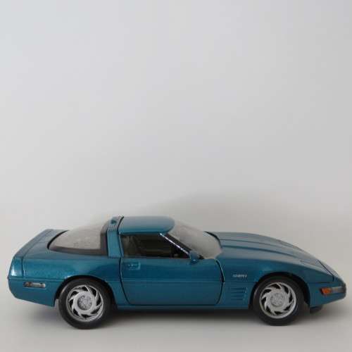 Redbox Chevrolet Corvette model car - Scale 1/24 - Window stain damage