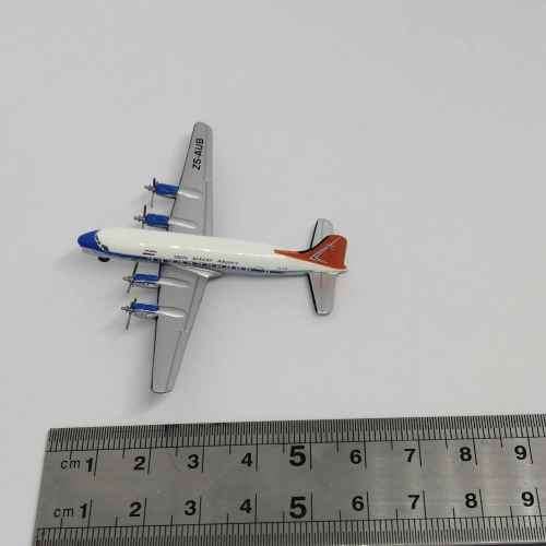 Herpa South African Airways Douglas DC-4 ZS-AUB model airplane