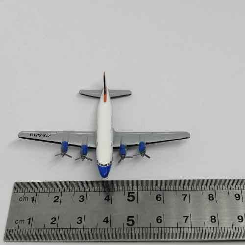 Herpa South African Airways Douglas DC-4 ZS-AUB model airplane