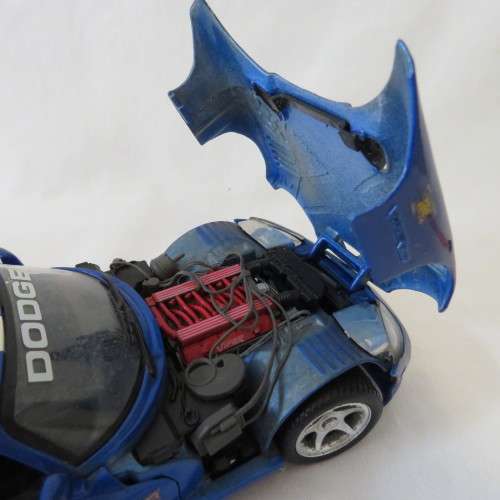 Maisto Dodge Viper GT5 Coupe model car - Scale 1/18 - Window stain damage