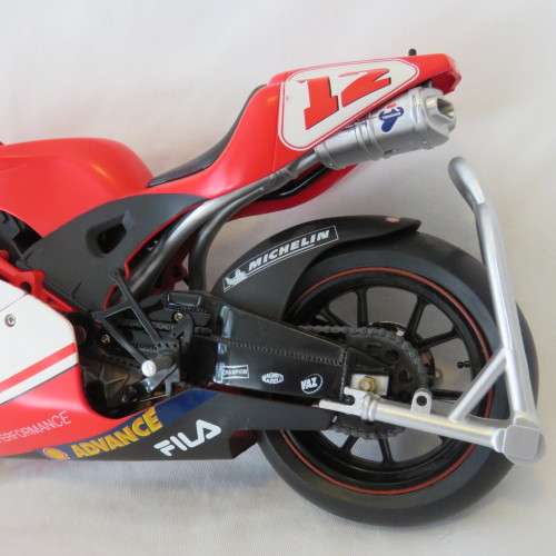 NewRay Ducati #12 Troy Bayliss MotoGP motorcycle model - Scale 1/6