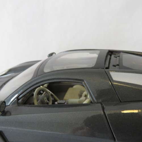 MotorMax Chrysler ME Four Twelve model car - Scale 1/18 - Missing roof vent