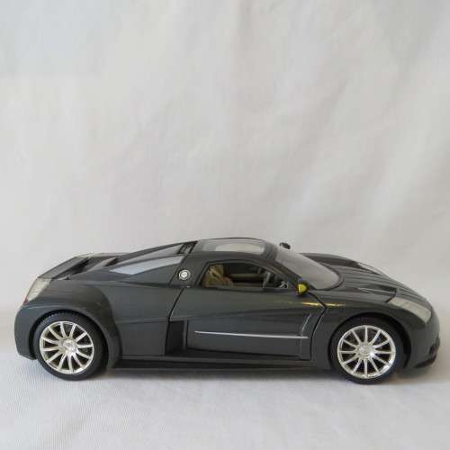 MotorMax Chrysler ME Four Twelve model car - Scale 1/18 - Missing roof vent