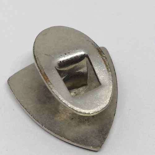 Vintage Peugeot button badge