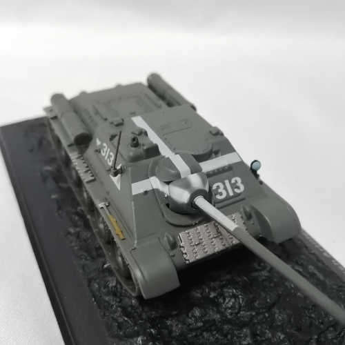 1945 Polish Army ( Berlin ) SU-85 combat tank die-cast model
