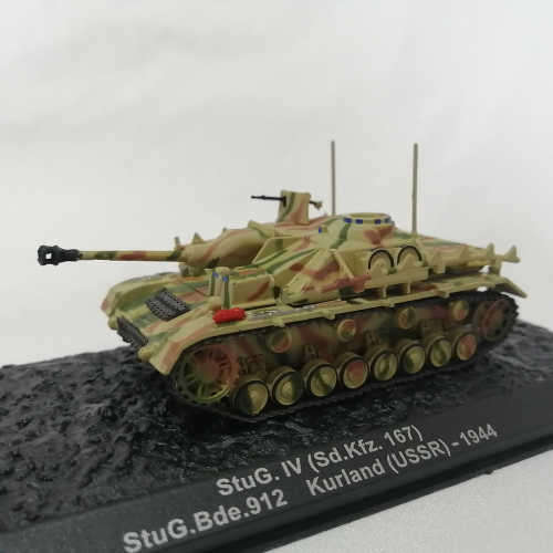 1944 German ( Kurland ) StuG. IV combat tank die-cast model
