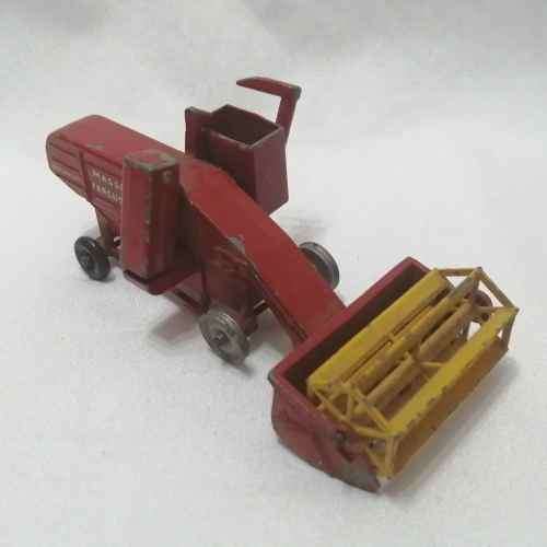 Vintage Matchbox Major No. 5 Massey Ferguson 780 special combine harvest die-cast model