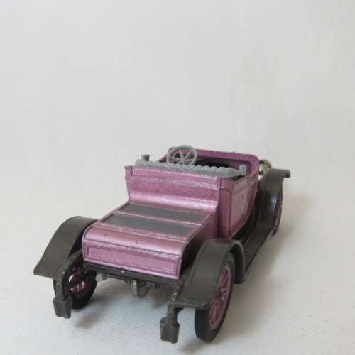Corgi Classics 1910 Renault 12/16 model car - Windshield missing