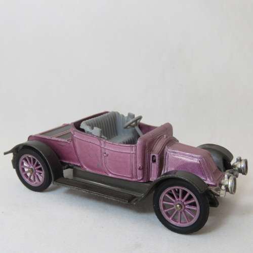 Corgi Classics 1910 Renault 12/16 model car - Windshield missing