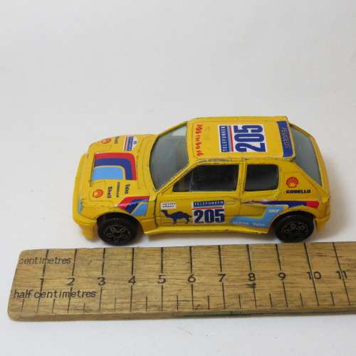 Vintage Bburago Peugeot 205 Turbo 16 model car - Scale 1/43
