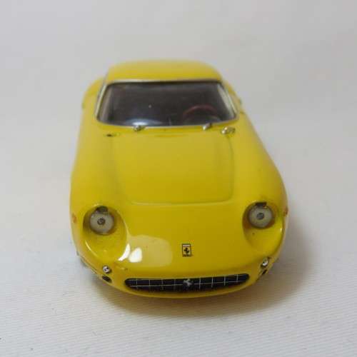 Ferrari 275 GTB die-cast model car - Missing tyres - Scale 1/43